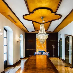 Palacio De 5 G.l Hotel